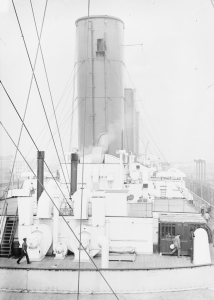 VATERLAND funnels, between c1910 and c1915. Creator: Bain News Service.
