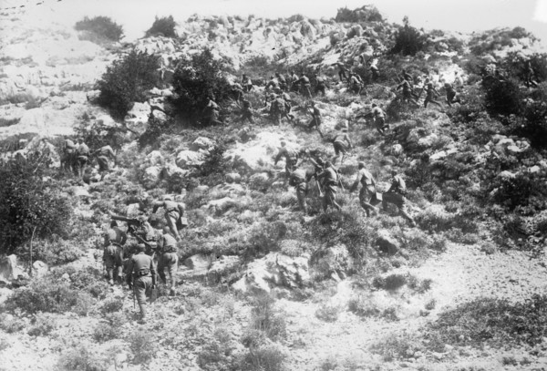 Montenegrins attacking Becic [i.e., Decic] Fort, between c1910 and c1915. Creator: Bain News Service.