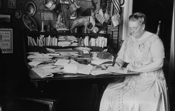 Mrs. J.F. Yawger, between c1915 and c1920. Creator: Bain News Service.