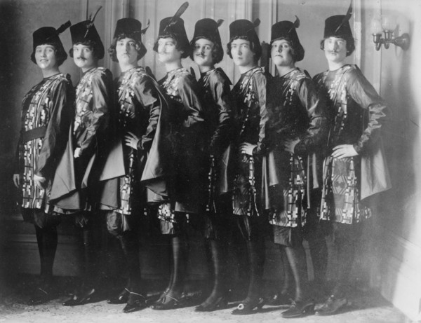 C. Nichols, Edith Sloan, Margaret Luce, Margaret Overton, Kath. Lamont..., between c1910 and c1915. Creator: Bain News Service.