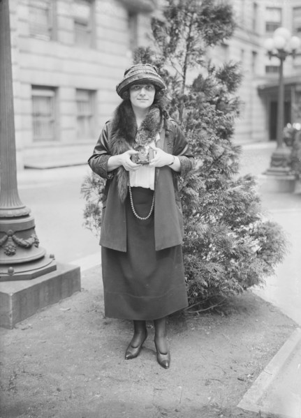 Sophie Braslau, between c1915 and c1920. Creator: Bain News Service.