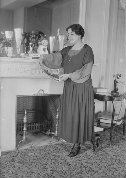Yvonne Gall, 1919. Creator: Bain News Service.