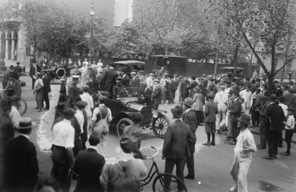 Police auto at 70th & Madison, between c1915 and c1920. Creator: Bain News Service.