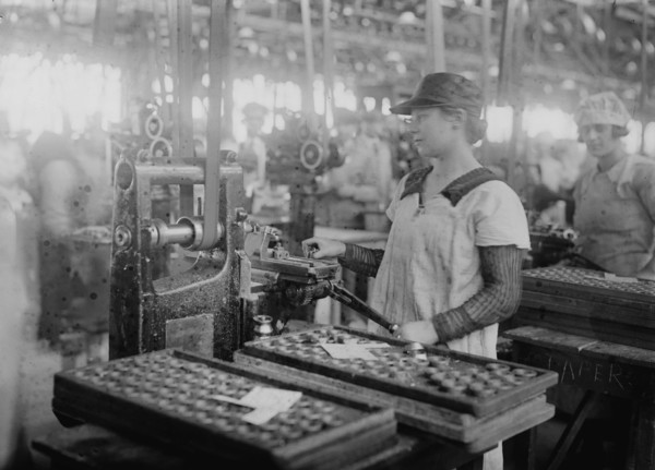 Recessing rings, between c1915 and c1920. Creator: Bain News Service.