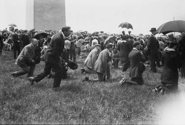 Field Mass, Wash., 1914. Creator: Bain News Service.