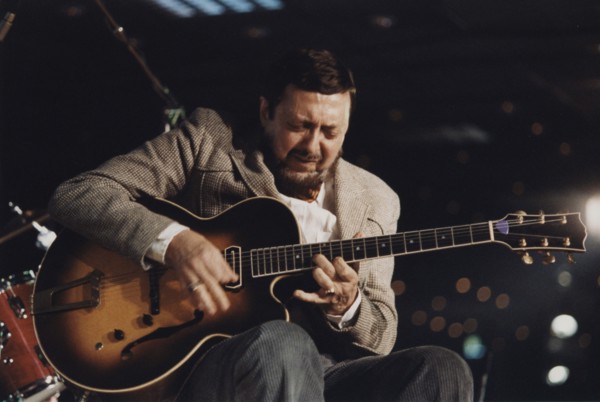 Barney Kessel, Jazz Inn Party, Nordwijk, Netherlands, 1989. Creator: Brian Foskett.
