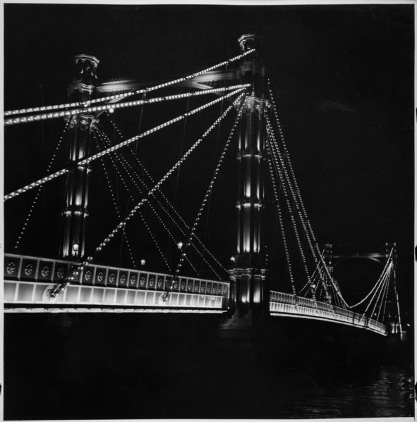 Albert Bridge, Kensington and Chelsea, Greater London Authority, 1960-1985. Creator: Leonard Robin Mattock.