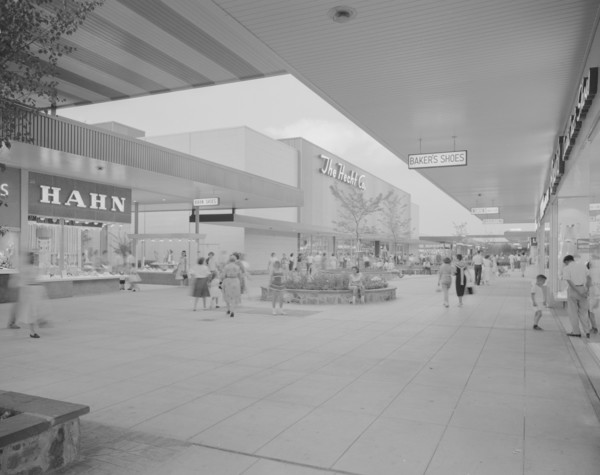 Prince George Plaza, Hyattsville, Maryland, 1959. Creators: Gottscho-Schleisner, Inc, Lathrop Douglass.
