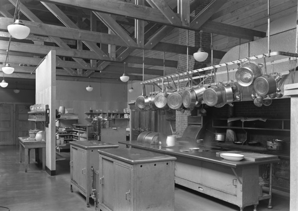 The Dunes Club, Narragansett, Rhode Island, 1939. Creator: Gottscho-Schleisner, Inc.