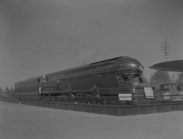 World's Fair, railroad exhibit locomotives, 1939. Creator: Gottscho-Schleisner, Inc.
