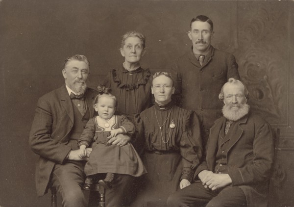 Family portrait of six members, about 1894. Creator: Harrington.