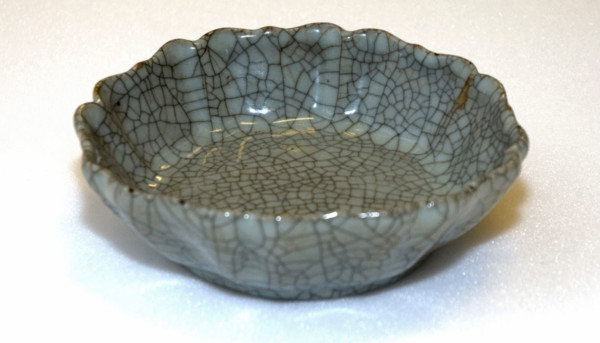 Floral shaped deep saucer, 1700s. Creator: Unknown.