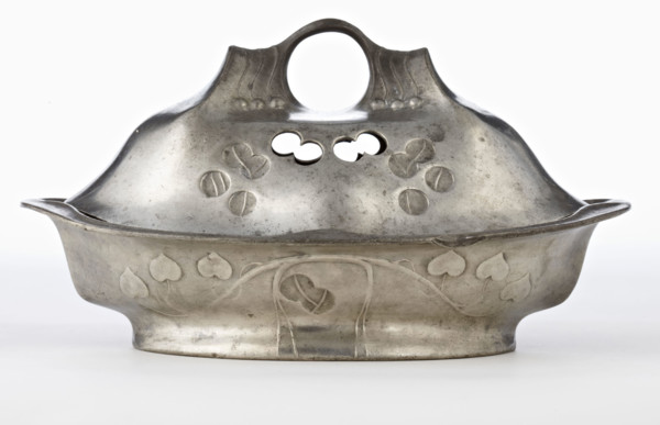 Lidded Soap Dish, c1890-1910. Creator: JP Kayser Sohn.