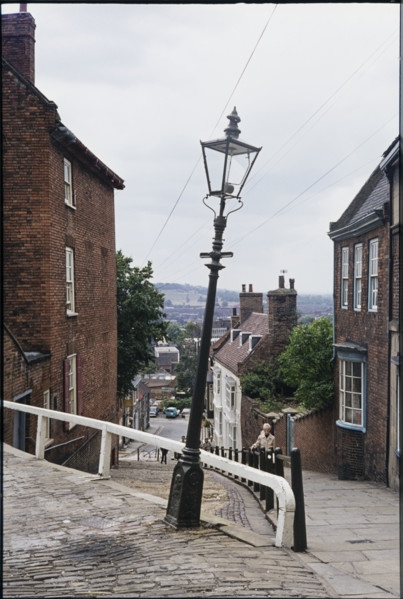 The leaning lamp post at the junction of Steep Hill and Danesgate, Lincoln, Lincolnshire, 1976. The