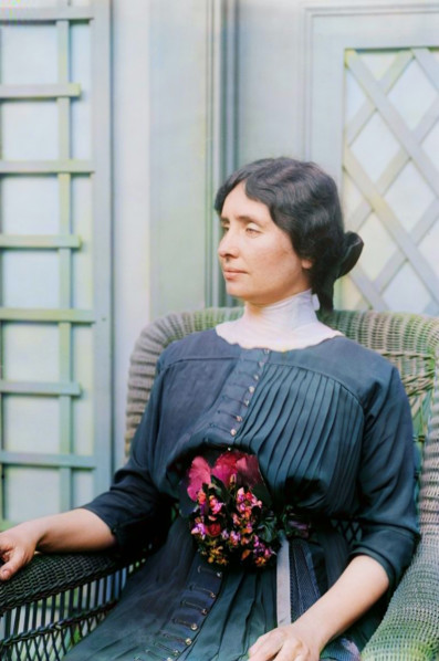 Helen Keller, 1913. Shows Helen Keller (1880-1968) possibly at the International Flower Show, New
