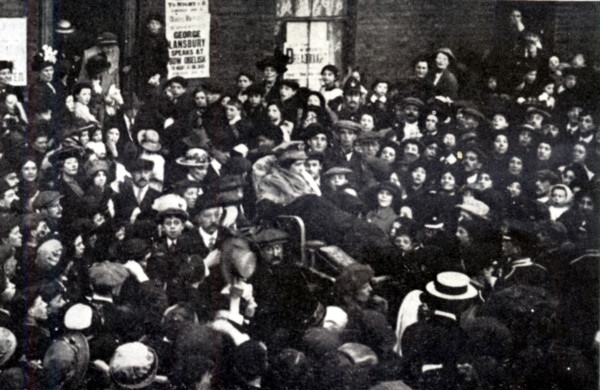 East London sets forth to interview the Prime Minister, HH Asquith, at the House of Commons,