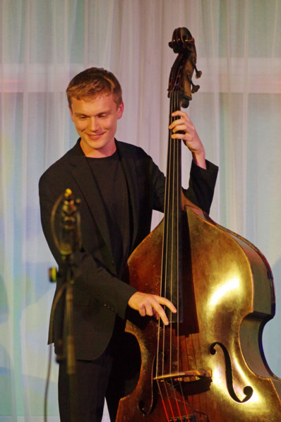 Will Sach, Joe Farnsworth-Sara Hanahan Quartet, Watermill Jazz Club, Dorking, Surrey, July 2024. Creator: Brian O'Connor.