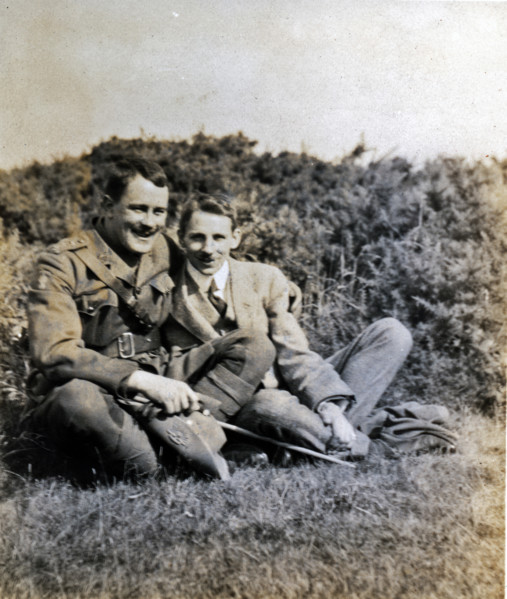 Frank Page with his son, Thomas. Creator: Unknown.