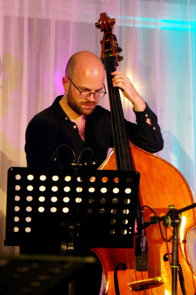 Philip Lewin, Joan Fort Trio plus Vincent Herring, Watermill Jazz Club, Dorking, Surrey, 20 May 2025 Creator: Brian O'Connor.