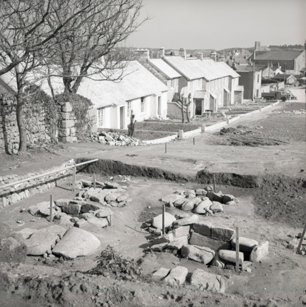 Bronze Age burial site, St Mary's, Scilly Isles, c1955.  Creator: Arthur Charles Kirby Ware.