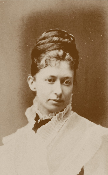 Portrait of the painter Elizabeth Thompson, Lady Butler (1846-1933), c1875. Creator: Photo studio Robert W. Thrupp, Birmingham .