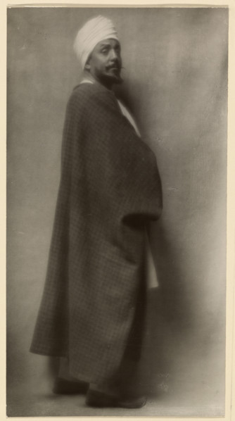Otis Skinner (in \Kismet\), 1912. Creator: Arnold Genthe.