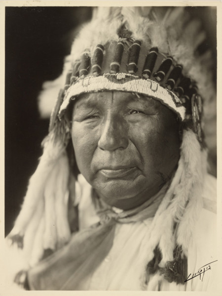 Pipe Stem-Oto, 1927. Creator: Edward Sheriff Curtis.
