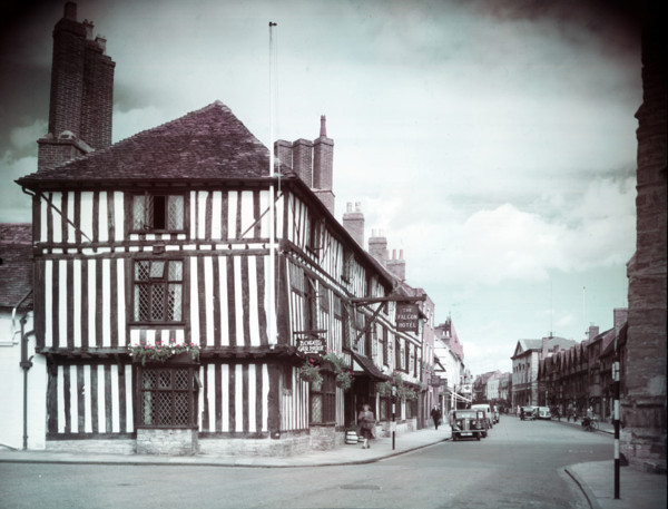 The Falcon Inn, Chapel Street, Stratford-on-Avon, Warwickshire, c1955. Creator: Arthur Charles Kirby Ware.