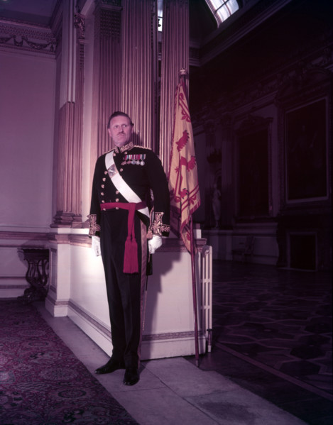 Earl of Dundee - Viscount Dudhope in uniform of Royal Company of Archers, c1953.  Creator: Arthur Charles Kirby Ware.