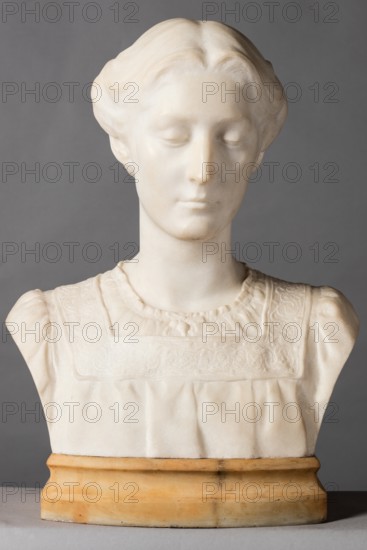 Bust of a woman, 1912. Creator: Arthur George Walker.