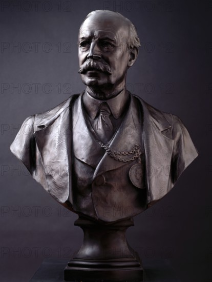 Bust of Sir Aston Webb, P.R.A., c1922. Creator: Thomas Brock.