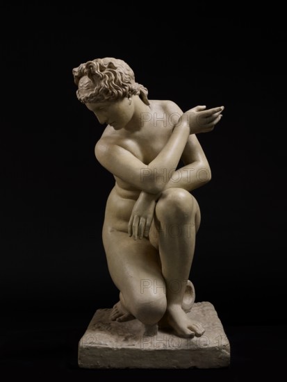 Crouching Venus,  c.200BC-100BC, (early 19th century). Creator: Unknown.