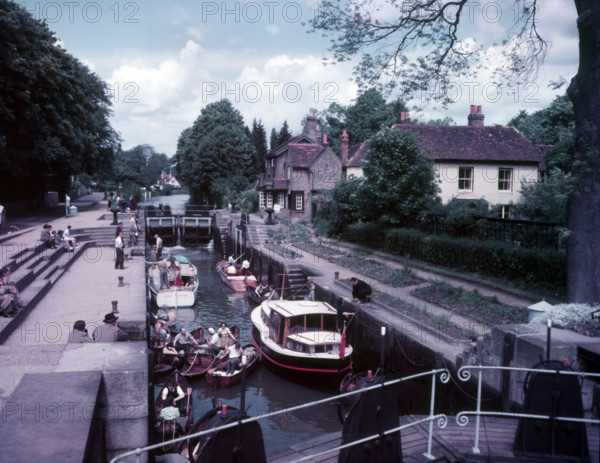 Boulters Lock, near Maidenhead, Berkshire, c1955. Creator: Arthur Charles Kirby Ware.