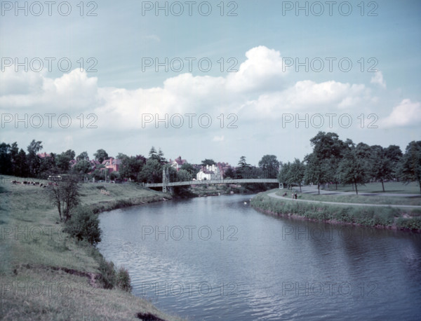 River Severn, Shrewsbury, Shropshire, c1955. Creator: Arthur Charles Kirby Ware.