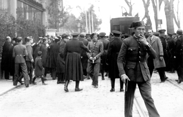 Clashes in the streets of Madrid, 1936