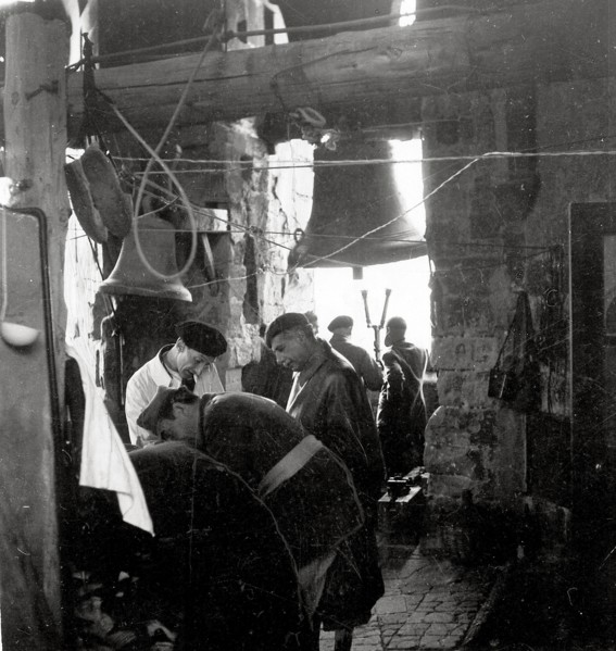 Groupe de journalistes pendant la Guerre d'Espagne, en octobre 1936