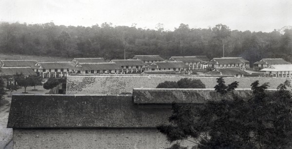 Police et justice en France au XX siècle. Les bagnes, les prisons. Les bagnes de Guyane en 1923