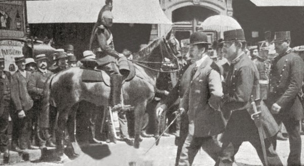 La translation des cendres de M Emile Zola au Panthéon le jeudi 4 juin 1908.