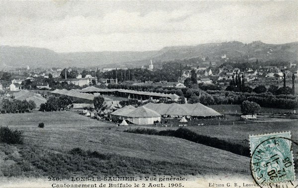 Buffalo Bill's Wild West, general view.
Buffalo camp on August, 2 1905