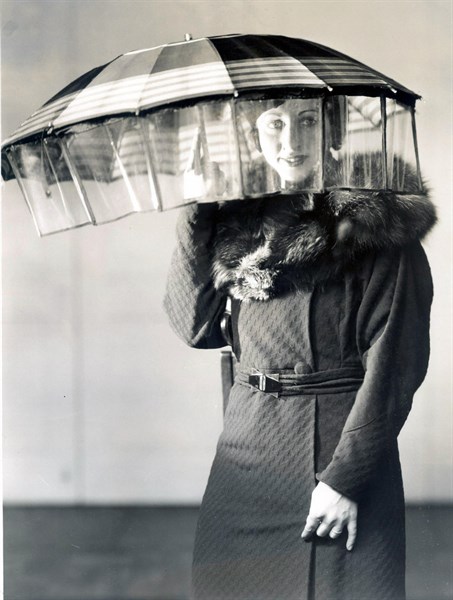 Protective umbrella