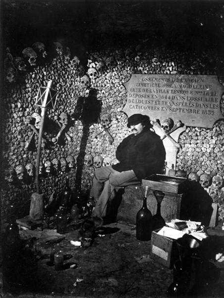 Nadar, first picture taken with the electric light