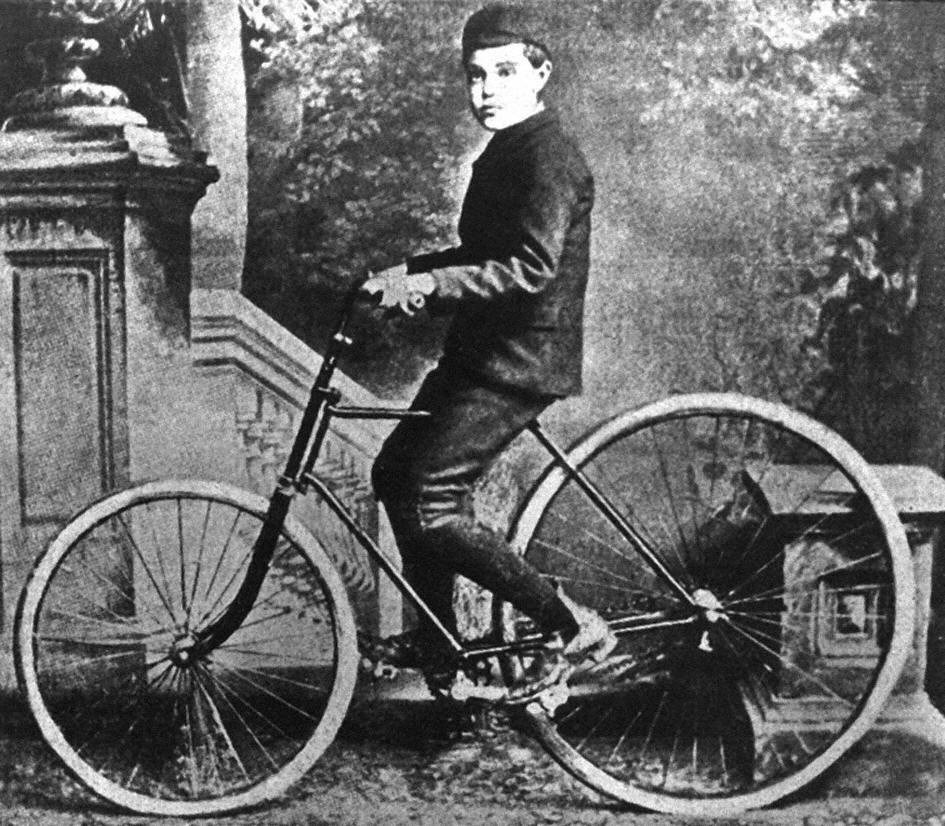 Dunlop's first bicycle with tyres