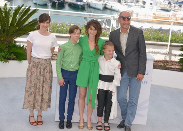 Photocall of the film 'Un monde', 2021 Cannes Film Festival