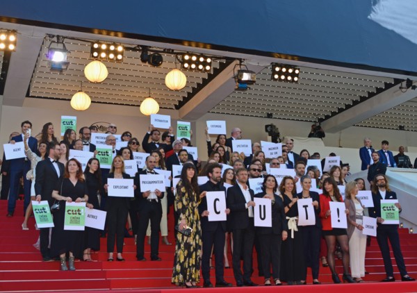 Activistes du collectif "CUT!"