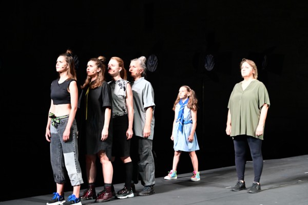 The Festival d'Avignon 'IN', 2024 : "Mothers. A song for wartime"