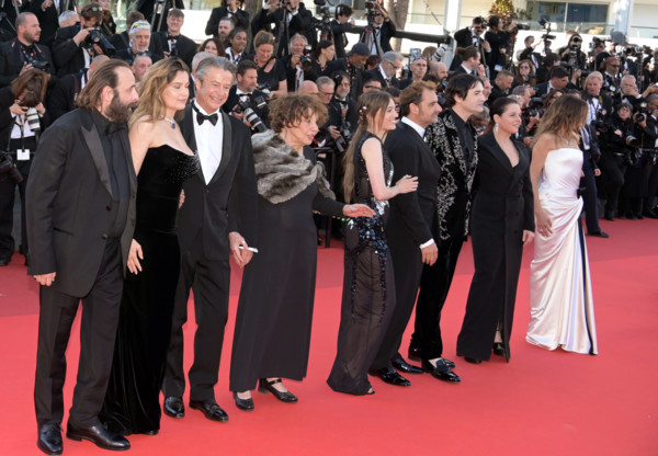 Cast of the TV series "Dix pour cent"
