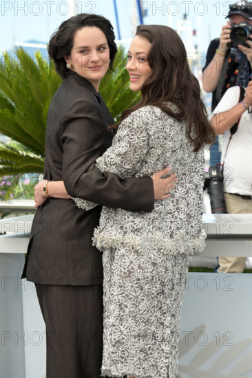 Noémie Merlant, Marion Cotillard