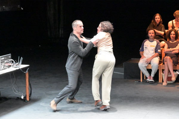 Festival d'Avignon IN 2026 : "Un procès - après l'ennemi du peuple"