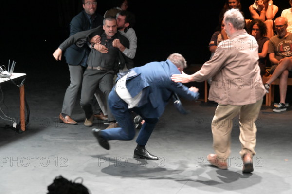 Festival d'Avignon IN 2026 : "Un procès - après l'ennemi du peuple"