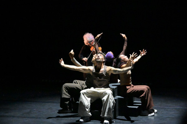 Festival d'Avignon OFF 2026: 'Identités. Le voyage musical de Catherine Lara et de la Cie Kumo'